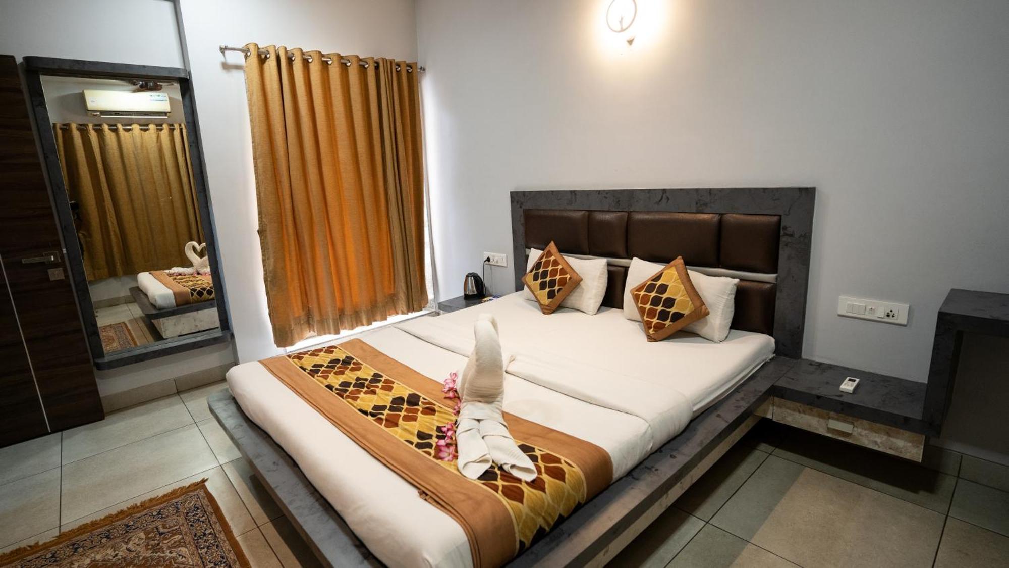 Ruturaj Inn Алибаг Экстерьер фото